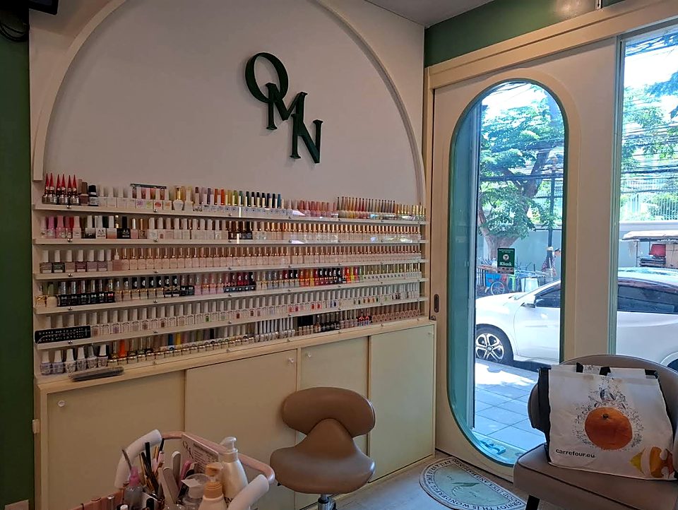 Manicure station and window onto Convent Road